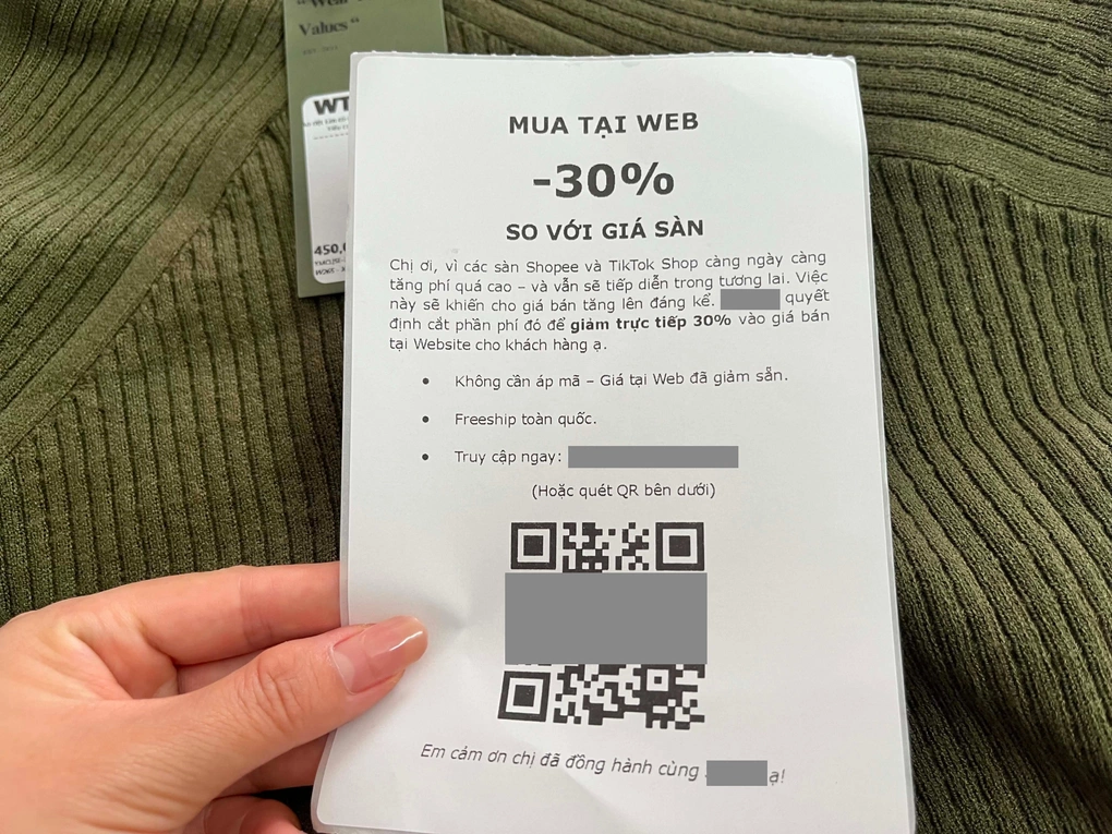 Huyền Trân 在 Shopee 購買的包裹中收到的賣家留言卡片