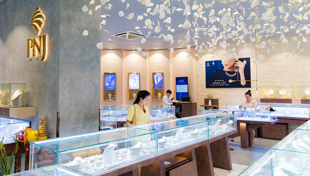 PNJ門店內部